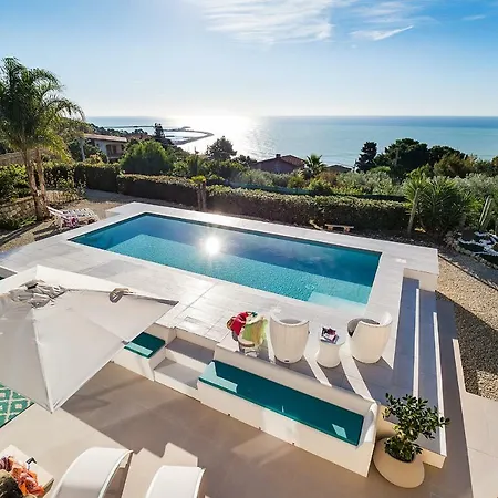 Villa Pales *