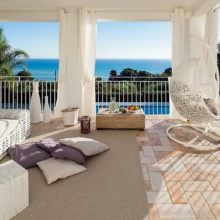 Villa Pales *