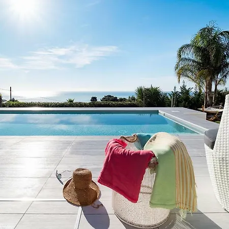 Pales Villa *